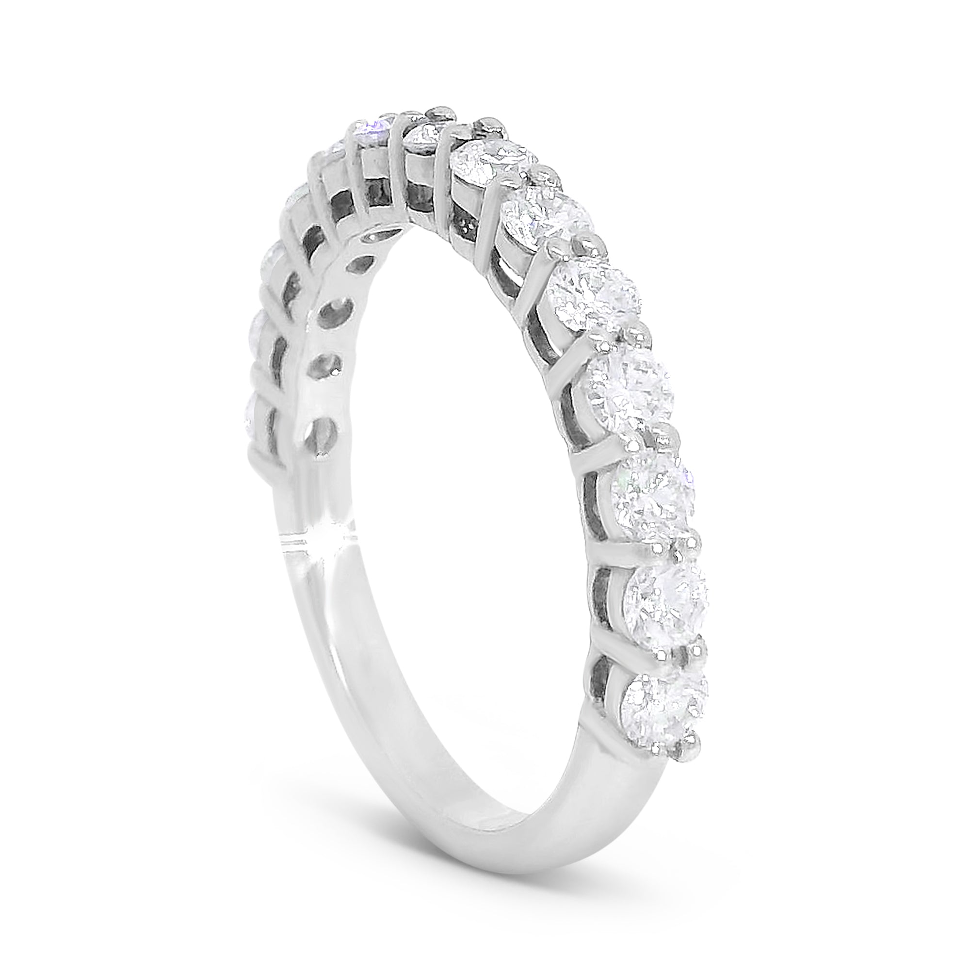 Half Pave Diamond Band (0.9tcw)