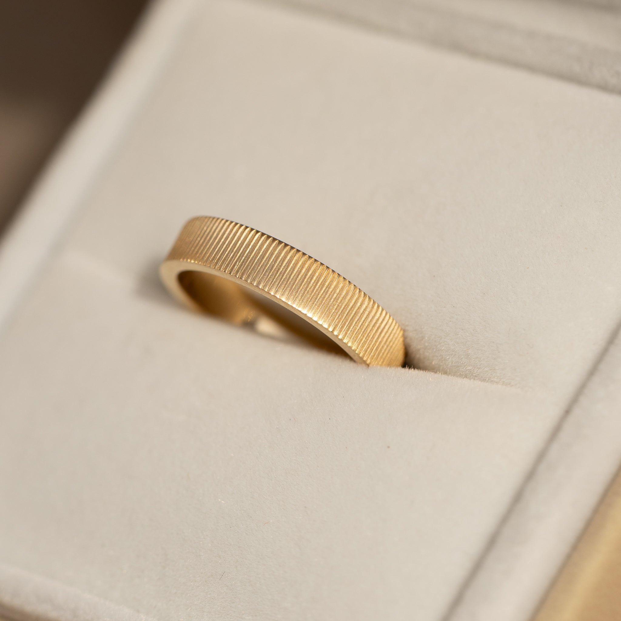 Ribbed Cigar Band 4.2mm