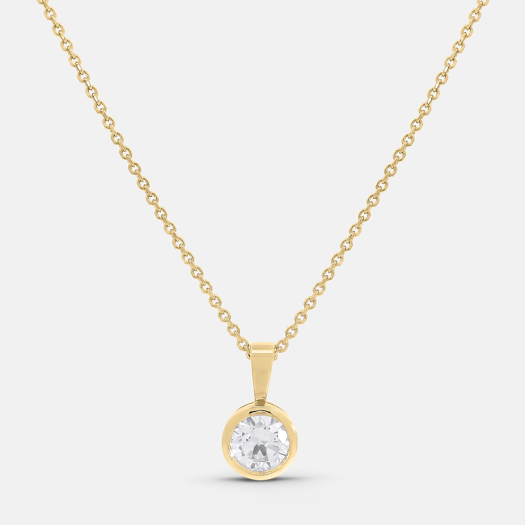 Brilliant/Round Bezel Diamond Pendant w/ Chain