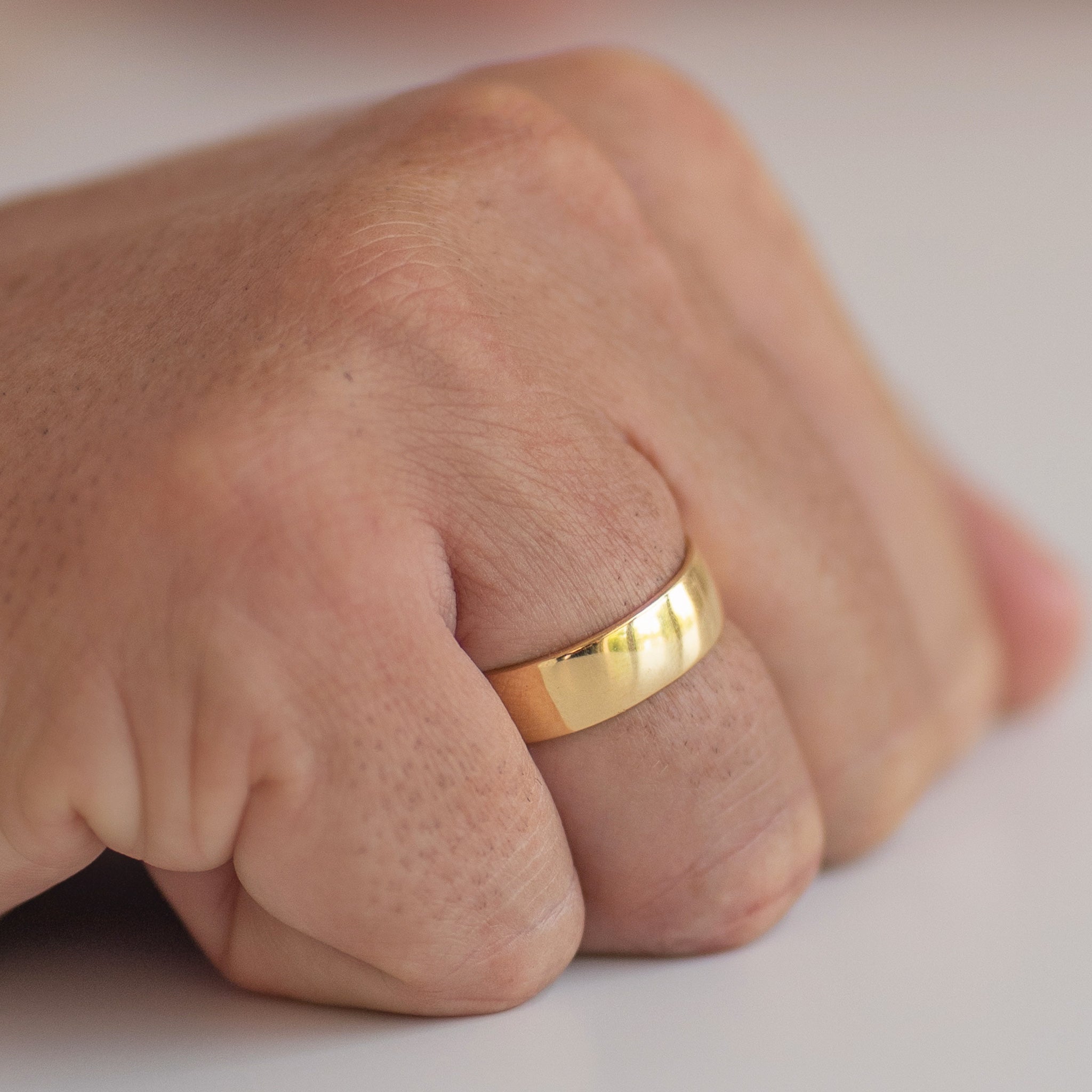 6.8mm Polished Men's Wedding Band