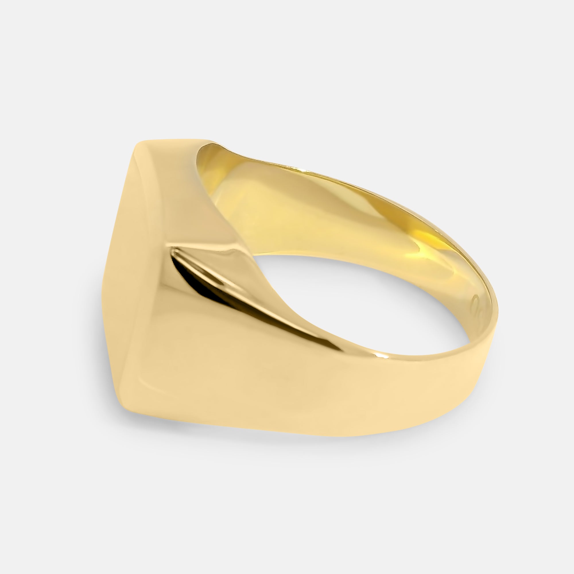 Signet Ring Beveled Square